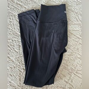 Black Lululemon women's leggings